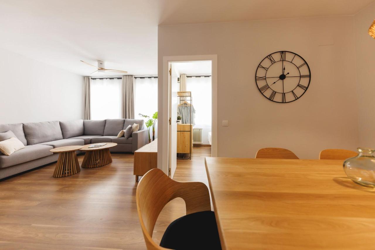 Bravissimo Figuerola, Spacious 3-Bedroom Apartment Girona Exterior photo