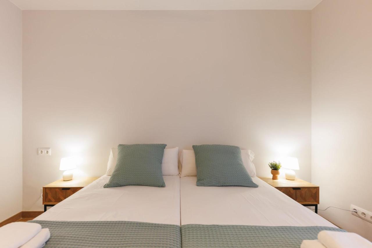 Bravissimo Figuerola, Spacious 3-Bedroom Apartment Girona Exterior photo