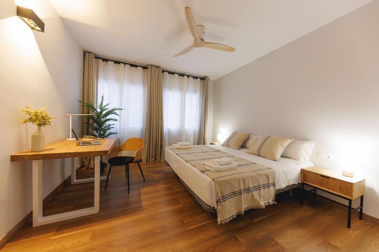 Bravissimo Figuerola, Spacious 3-Bedroom Apartment Girona Exterior photo