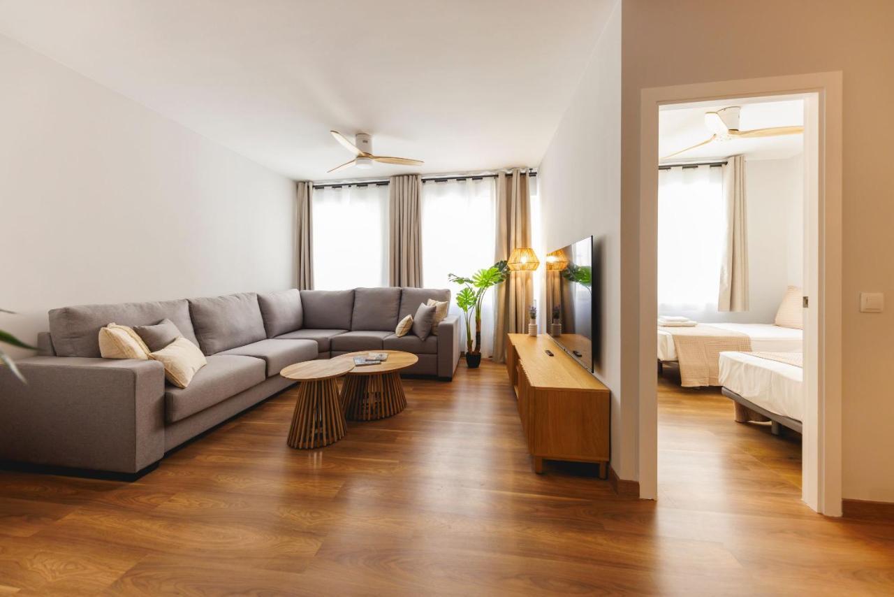Bravissimo Figuerola, Spacious 3-Bedroom Apartment Girona Exterior photo