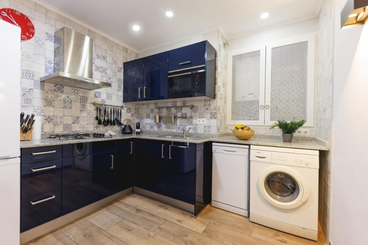 Bravissimo Figuerola, Spacious 3-Bedroom Apartment Girona Exterior photo